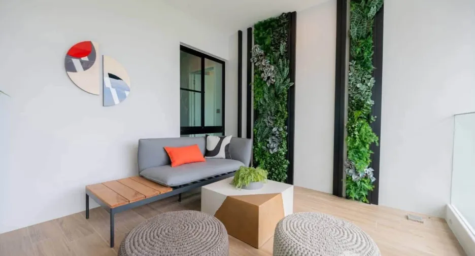 Haus zur Miete mit 5 Zimmer in Saphan Sung, Bangkok