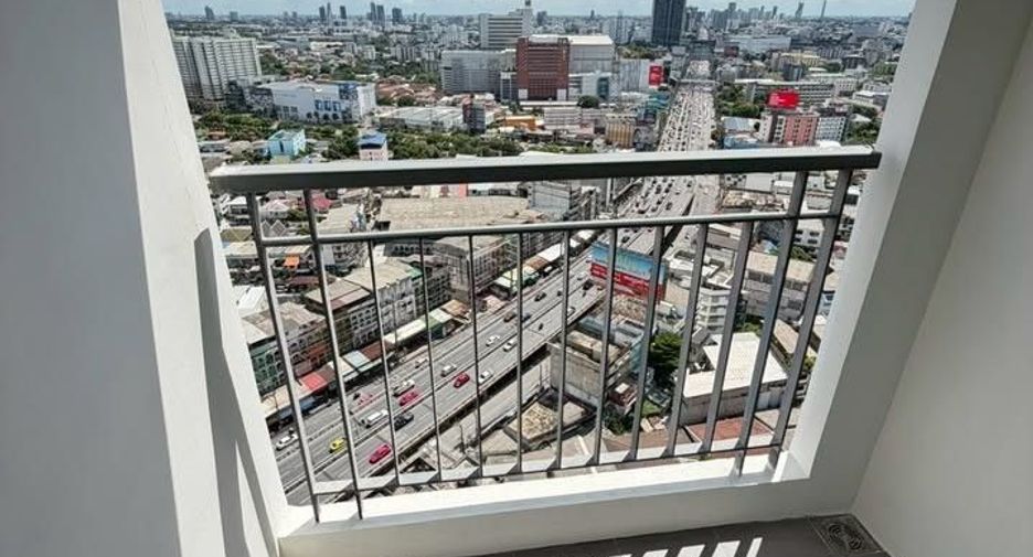 For sale 1 bed condo in Lak Si, Bangkok