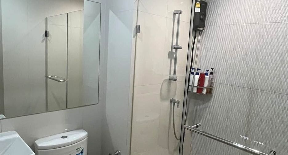Продажа 1 кровать кондо в Кхлонг Тоеи, Бангкок