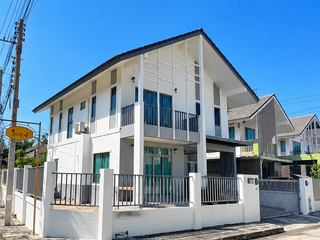 À vendre 3 chambres maison à Si Racha, Chonburi