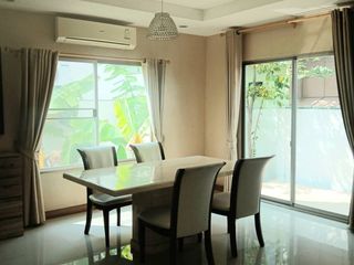 À vendre 3 chambres maison à Si Racha, Chonburi