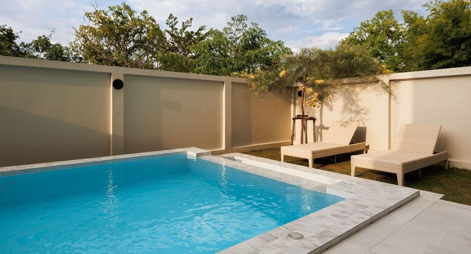 For sale 4 bedrooms villa in Mueang Chiang Mai, Chiang Mai