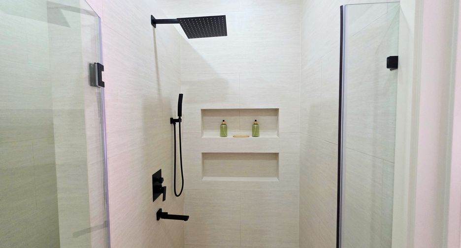À vendre 3 chambres villa à Ko Samui, Surat Thani