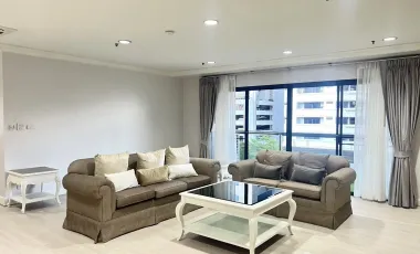 For rent 3 bedrooms condo in Watthana, Bangkok