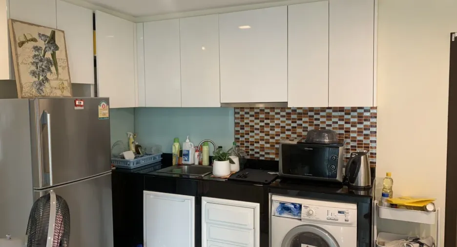 For sale 3 bedrooms condo in Watthana, Bangkok