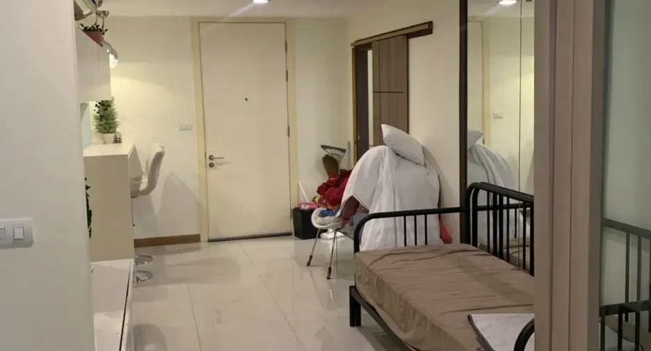 For sale 3 bedrooms condo in Watthana, Bangkok