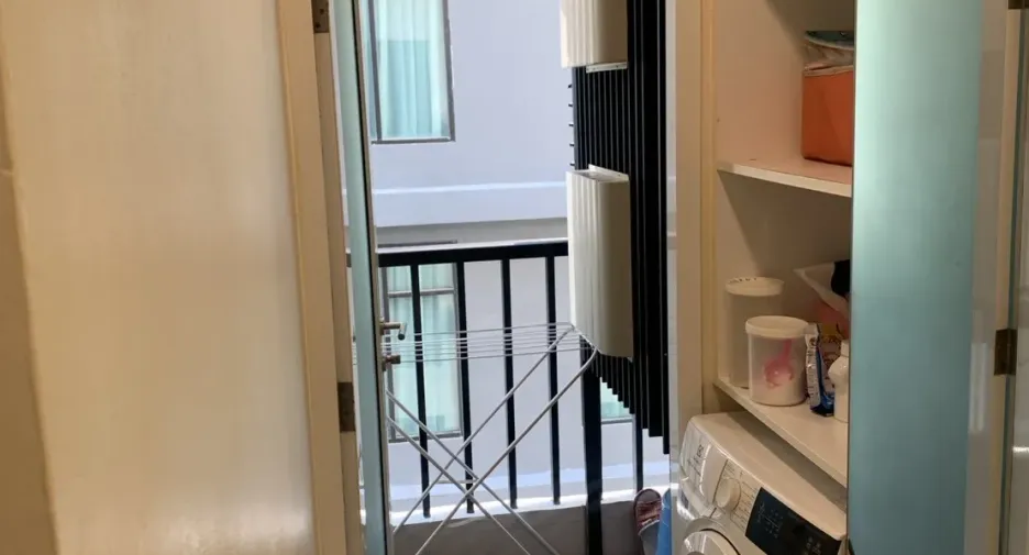 For sale 3 bedrooms condo in Watthana, Bangkok