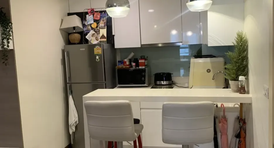 For sale 3 bedrooms condo in Watthana, Bangkok