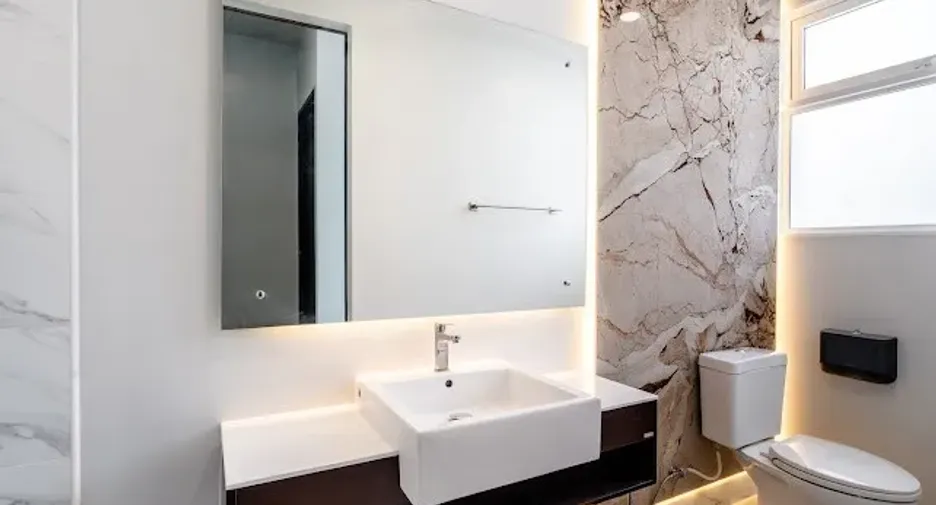 Villa en alquiler de 5 habitaciones en Kathu, Phuket