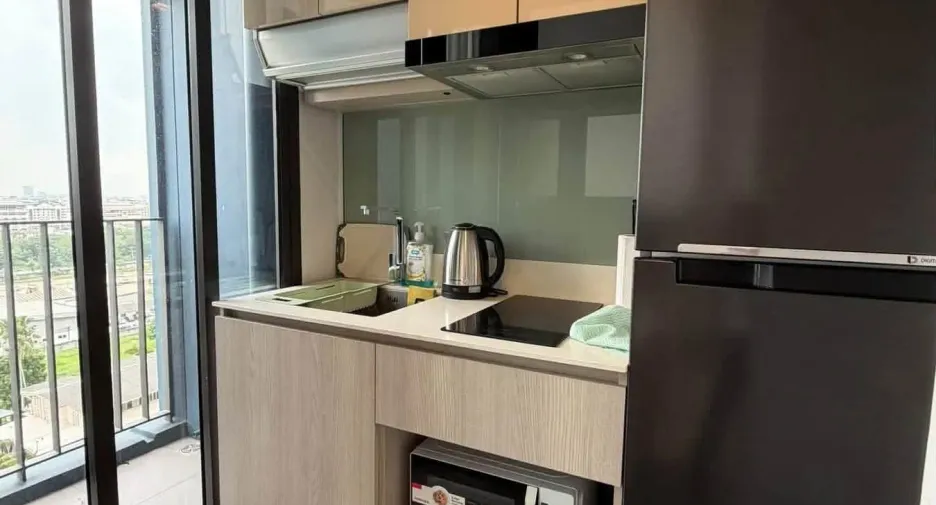 Condo en alquiler de 1 habitaciones en Phra Khanong, Bangkok