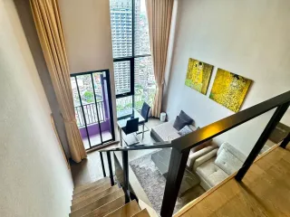 Condo en alquiler de 1 habitaciones en Bang Rak, Bangkok