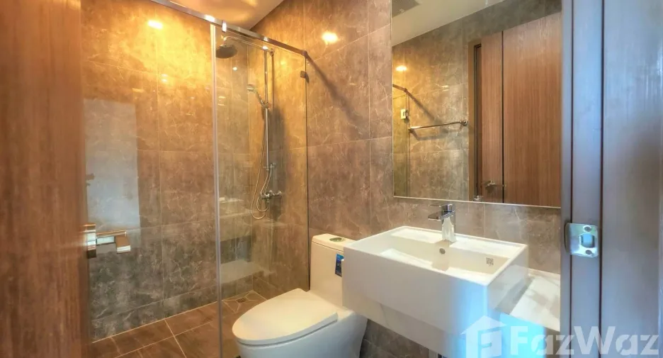 For rent 3 bedrooms townhouse in Mueang Samut Prakan, Samut Prakan