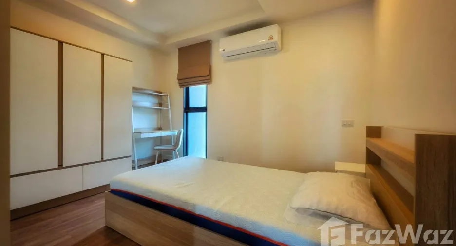For rent 3 bedrooms townhouse in Mueang Samut Prakan, Samut Prakan