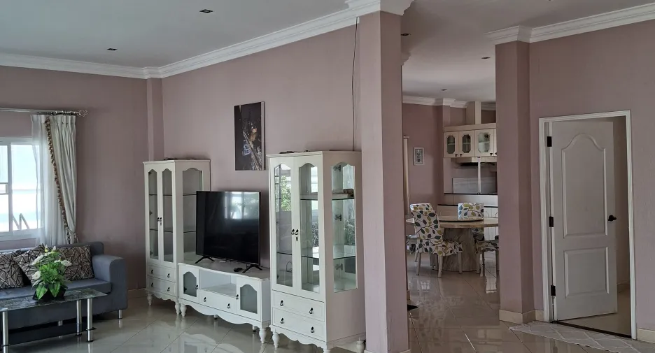 For rent 3 ベッドルーム villa in Bang Saray, Pattaya