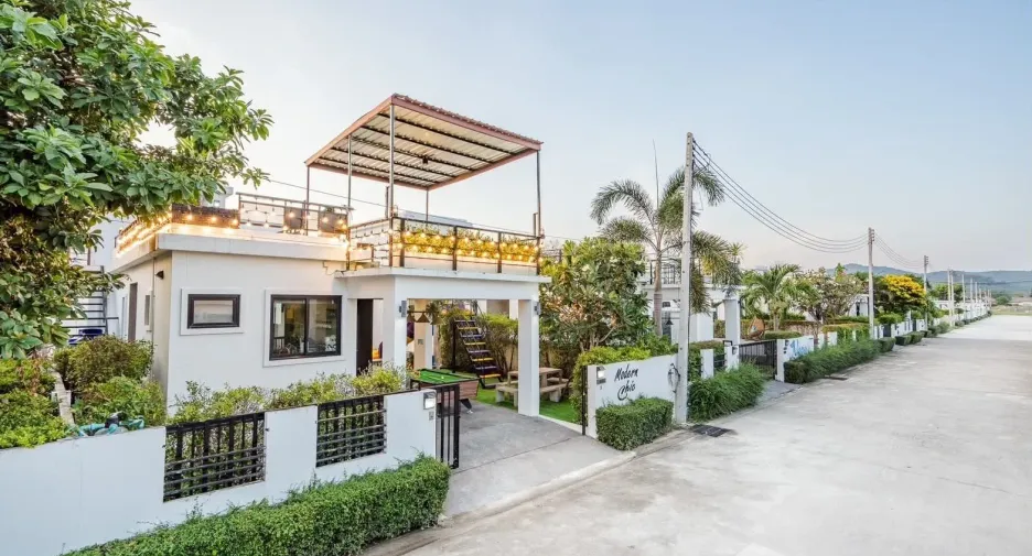 For rent 3 bedrooms villa in Hua Hin, Prachuap Khiri Khan