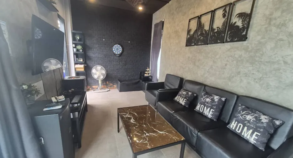 For rent 3 bedrooms villa in Hua Hin, Prachuap Khiri Khan