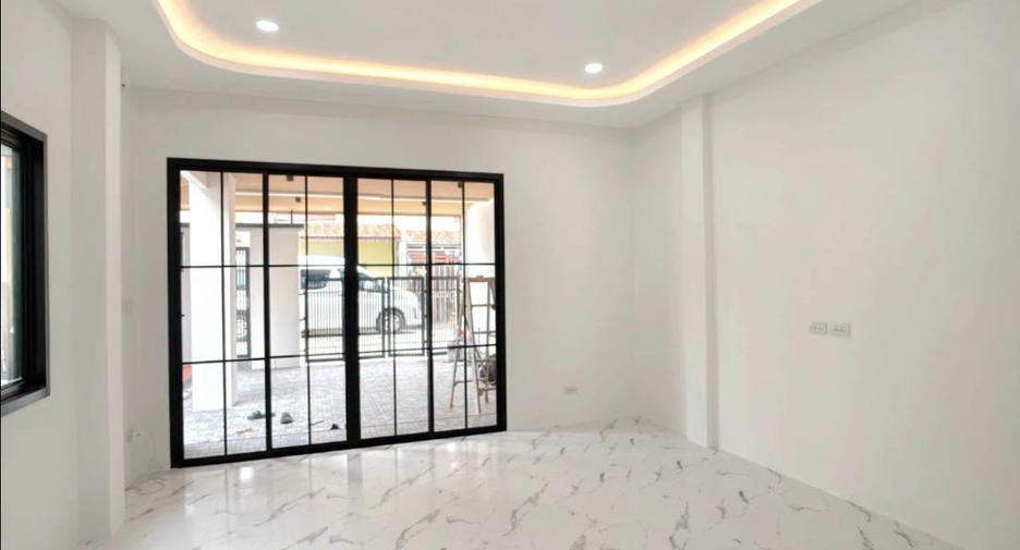 Casa en venta de 3 habitaciones en Mueang Phuket, Phuket