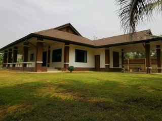 出租 2 卧室 独立屋 在 San Kamphaeng, Chiang Mai