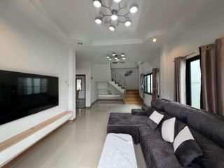 For rent 4 bedrooms house in Mueang Chiang Mai, Chiang Mai