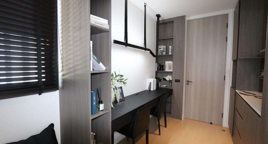 For rent 4 bedrooms house in Saraphi, Chiang Mai