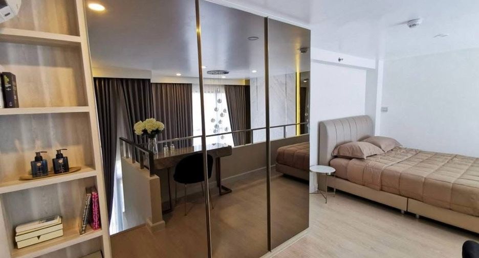 Condo en alquiler de 1 habitaciones en Sathon, Bangkok