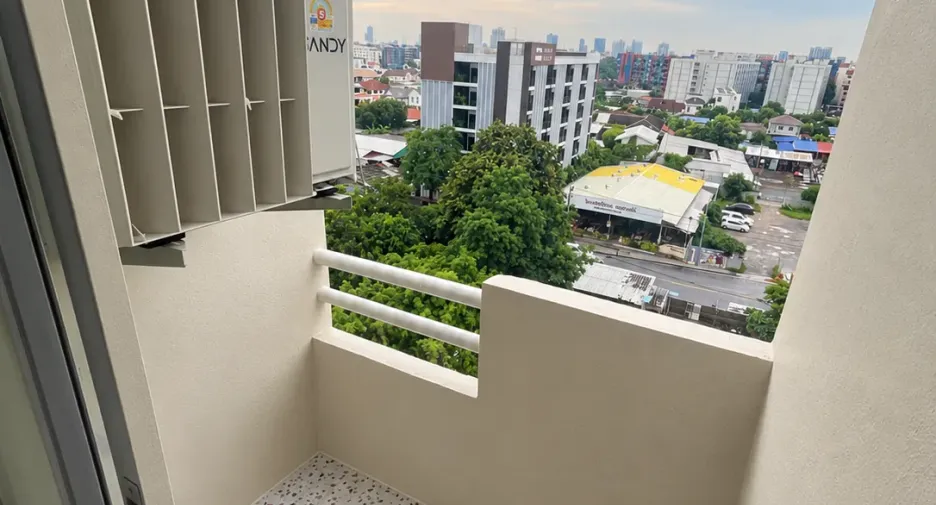 For sale 1 bed condo in Lat Phrao, Bangkok