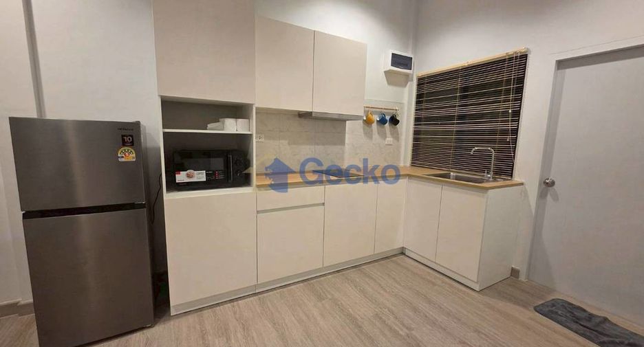 Haus zur Miete mit 2 Zimmer in Bang Lamung, Chonburi