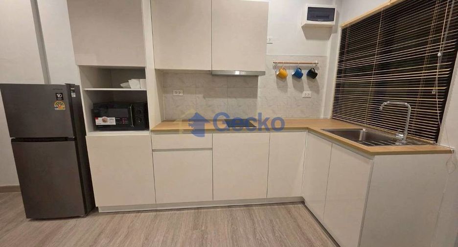 Haus zur Miete mit 2 Zimmer in Bang Lamung, Chonburi