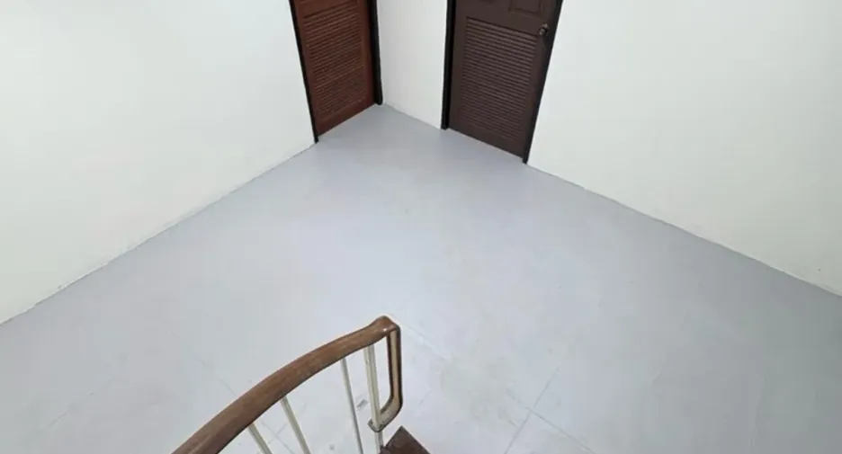 Casa adosada en venta y en alquiler de 4 habitaciones en Pathum Wan, Bangkok