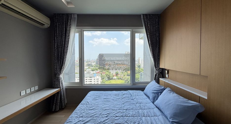 For rent 2 bedrooms condo in Khlong Toei, Bangkok