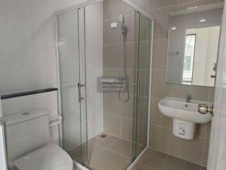 For rent 3 bedrooms townhouse in Thung Khru, Bangkok