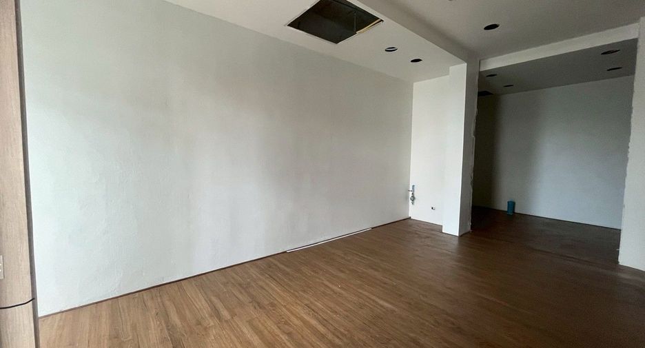Büro zur Miete in Bang Na, Bangkok