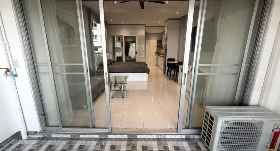 Condo en venta y en alquiler de estudio en Jomtien, Pattaya