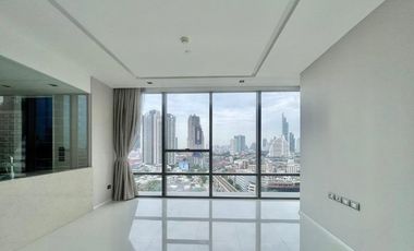 For rent 2 bedrooms condo in Sathon, Bangkok