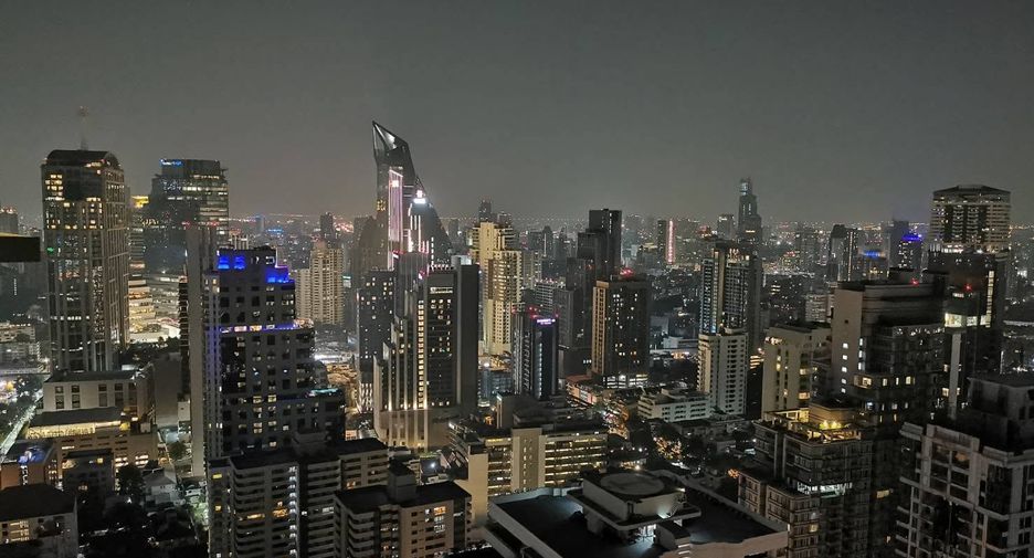 Condo en alquiler de 2 habitaciones en Khlong Toei, Bangkok