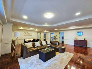 Condo en alquiler de 3 habitaciones en Watthana, Bangkok