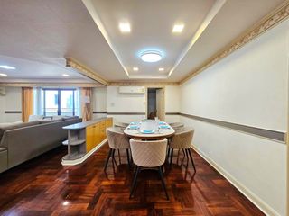 Condo en alquiler de 3 habitaciones en Watthana, Bangkok