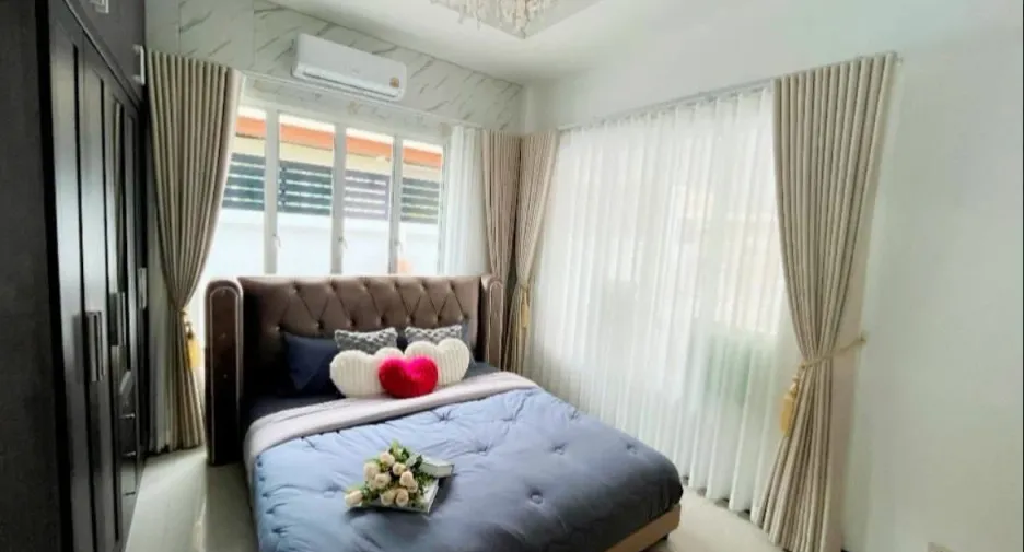 For sale 3 bedrooms villa in Huay Yai, Pattaya