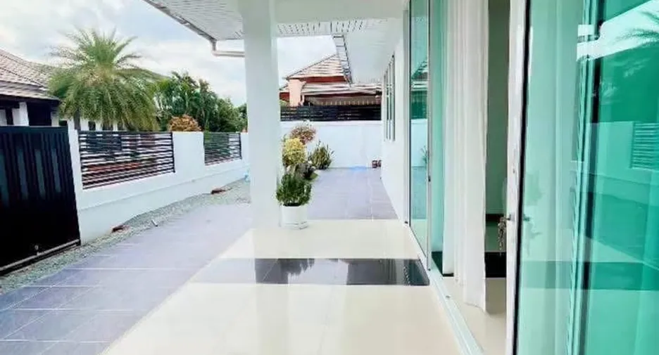 For sale 3 bedrooms villa in Huay Yai, Pattaya