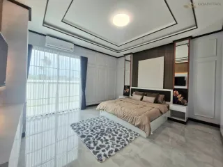For sale 4 bedrooms villa in Bang Lamung, Chonburi