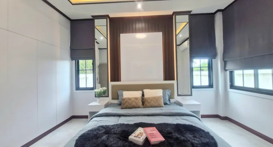 For sale 4 bedrooms villa in Bang Lamung, Chonburi