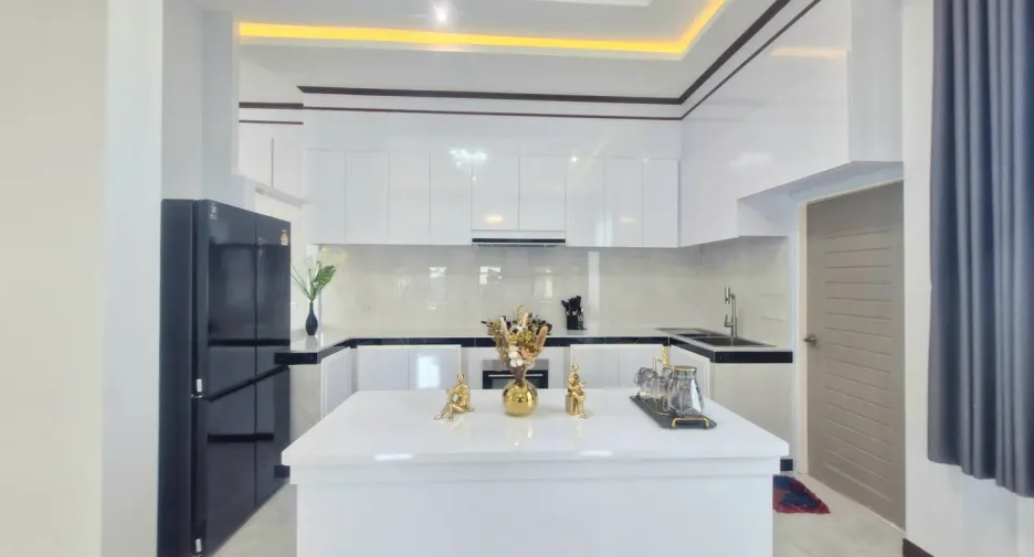 For sale 4 bedrooms villa in Bang Lamung, Chonburi