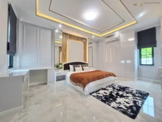 For sale 4 bedrooms villa in Bang Lamung, Chonburi