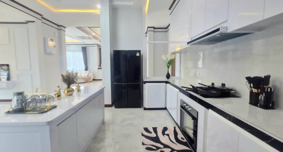 For sale 4 bedrooms villa in Bang Lamung, Chonburi