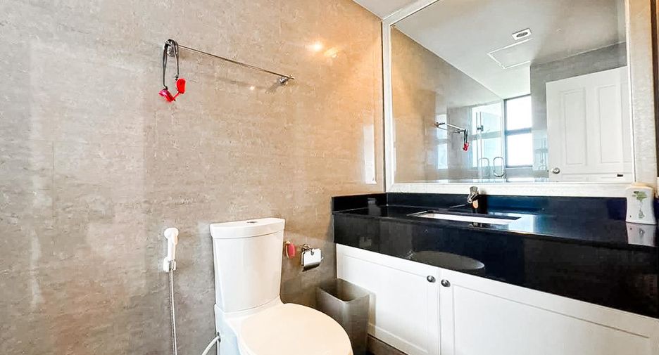 For sale 3 bedrooms condo in Bang Lamung, Chonburi