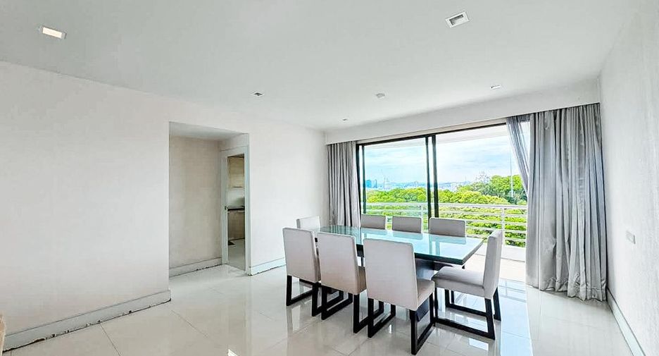 For sale 3 bedrooms condo in Bang Lamung, Chonburi