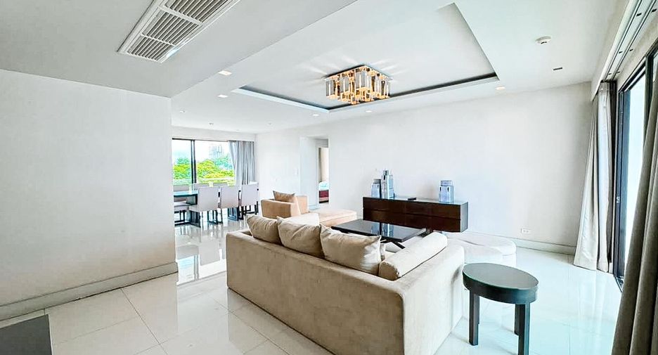 For sale 3 bedrooms condo in Bang Lamung, Chonburi