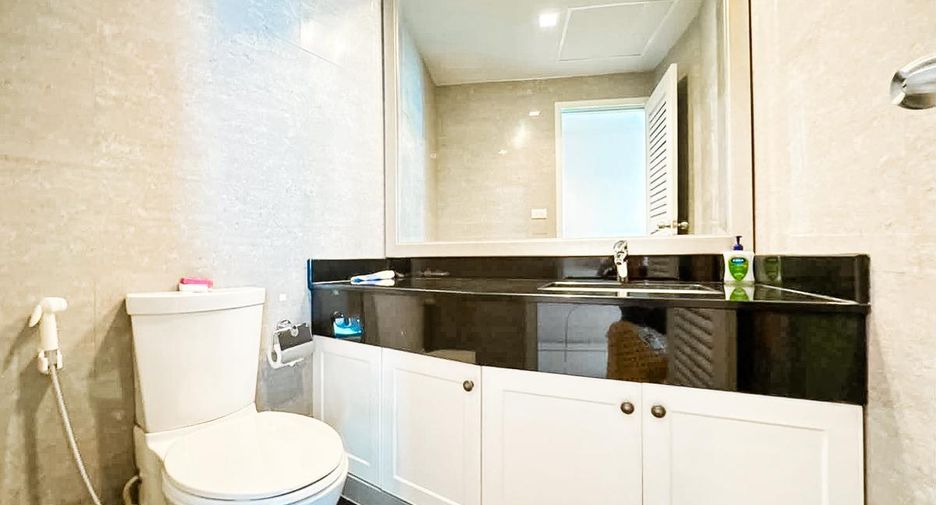 For sale 3 bedrooms condo in Bang Lamung, Chonburi