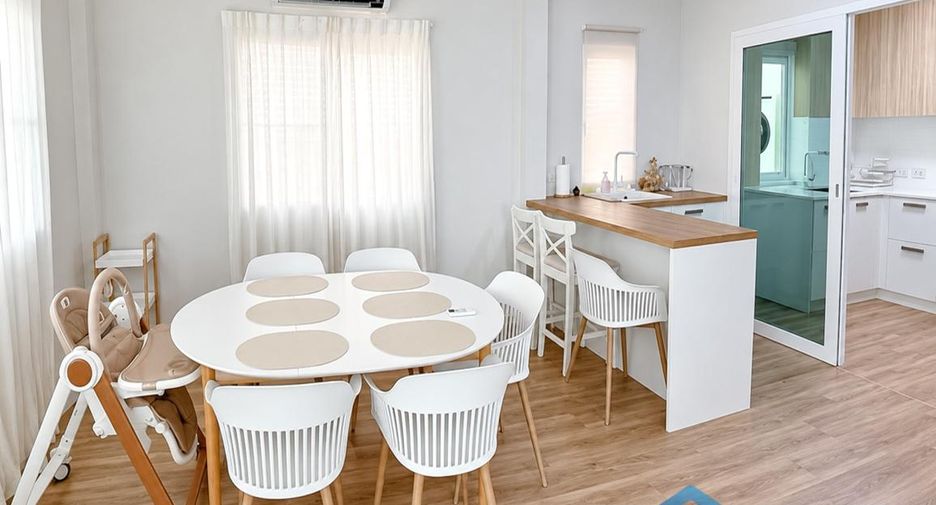 Haus zur Miete und zum Kauf mit 3 Zimmer in Mueang Phuket, Phuket
