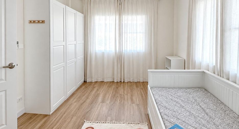 Haus zur Miete und zum Kauf mit 3 Zimmer in Mueang Phuket, Phuket